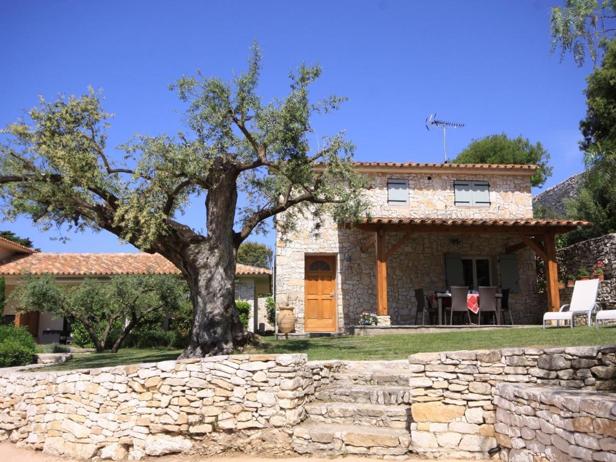 Villa Sanchez Bonifacio  Extérieur photo