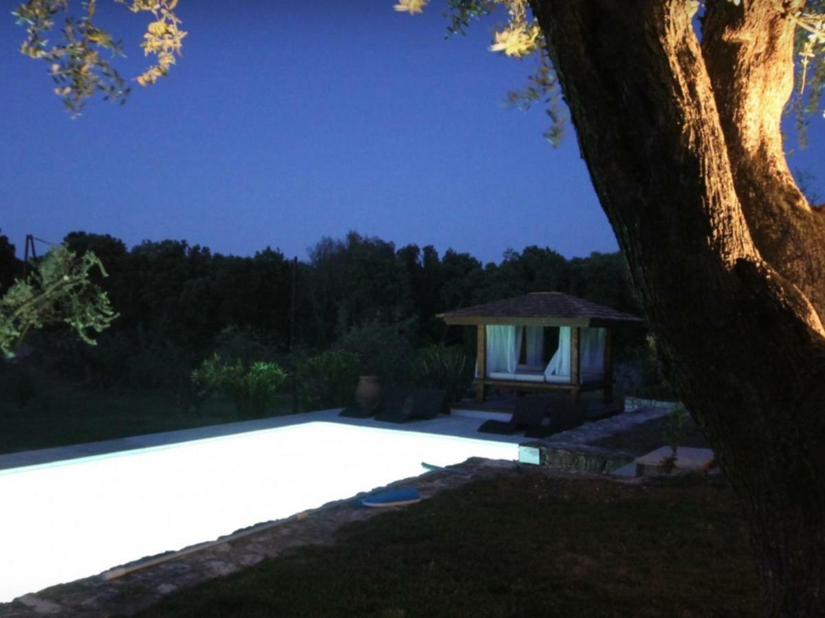 Villa Sanchez Bonifacio  Extérieur photo